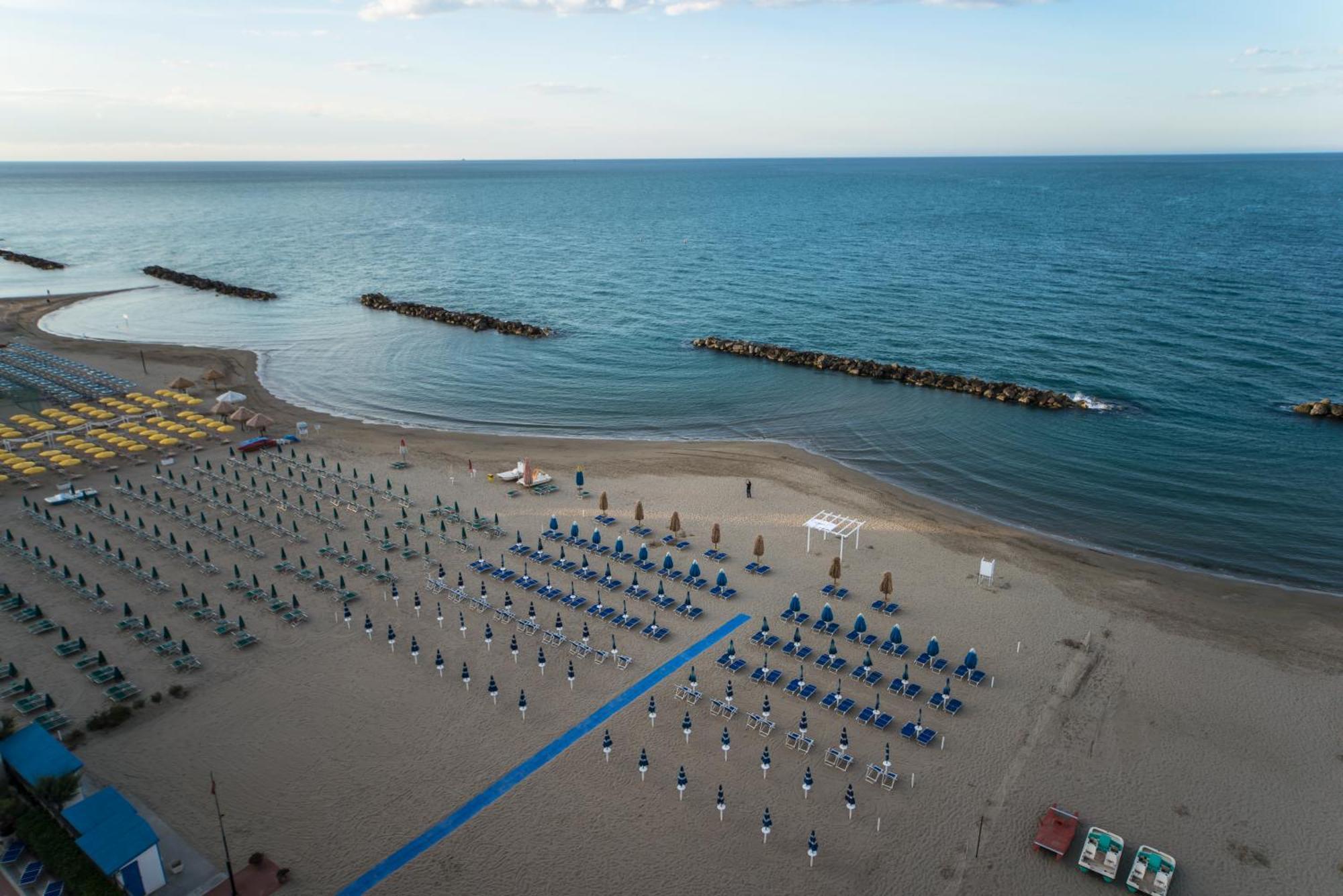 Hotel Antagos Montesilvano Marina Zewnętrze zdjęcie