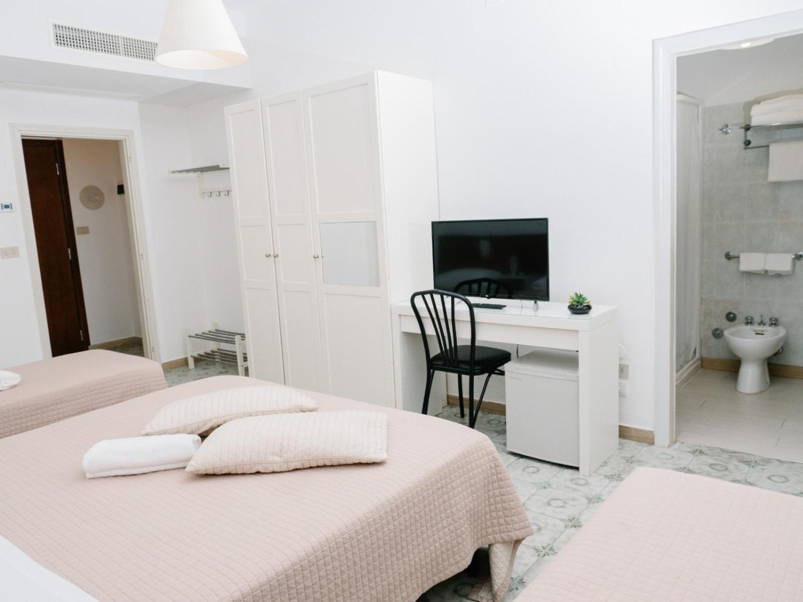Hotel Antagos Montesilvano Marina Zewnętrze zdjęcie