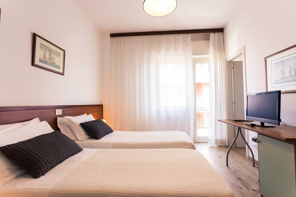 Hotel Antagos Montesilvano Marina Zewnętrze zdjęcie